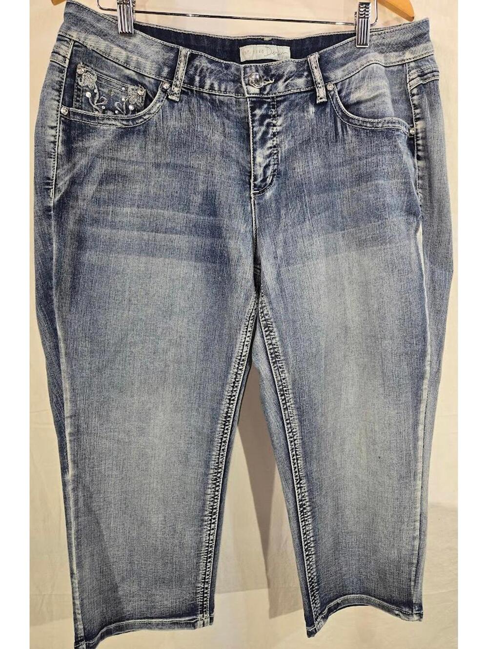 EST 1946  Denin Contemporary Women's Jeans With Embellished Pockets Size 16W